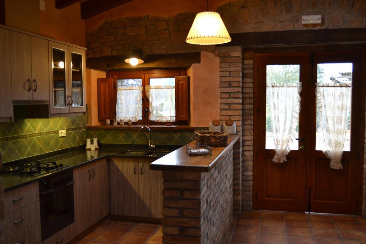 Country House El Permanyer Olost Exterior photo