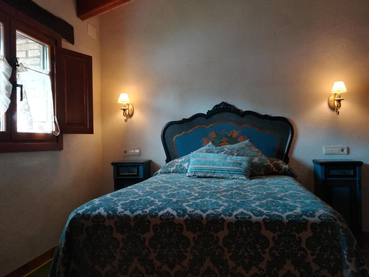 Country House El Permanyer Olost Exterior photo
